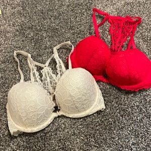 Both bras included! Victoria Secret